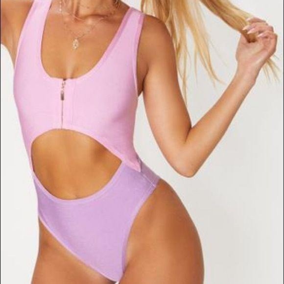 Pretty Little Things Cut Out Zip Front Swimsuit - Picture 2 of 12